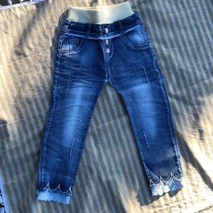 Toddler girls jeans with lace detail
